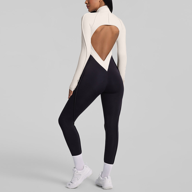 Yoga Fitness Girl - Kombinezon do jogi z wycięciami na