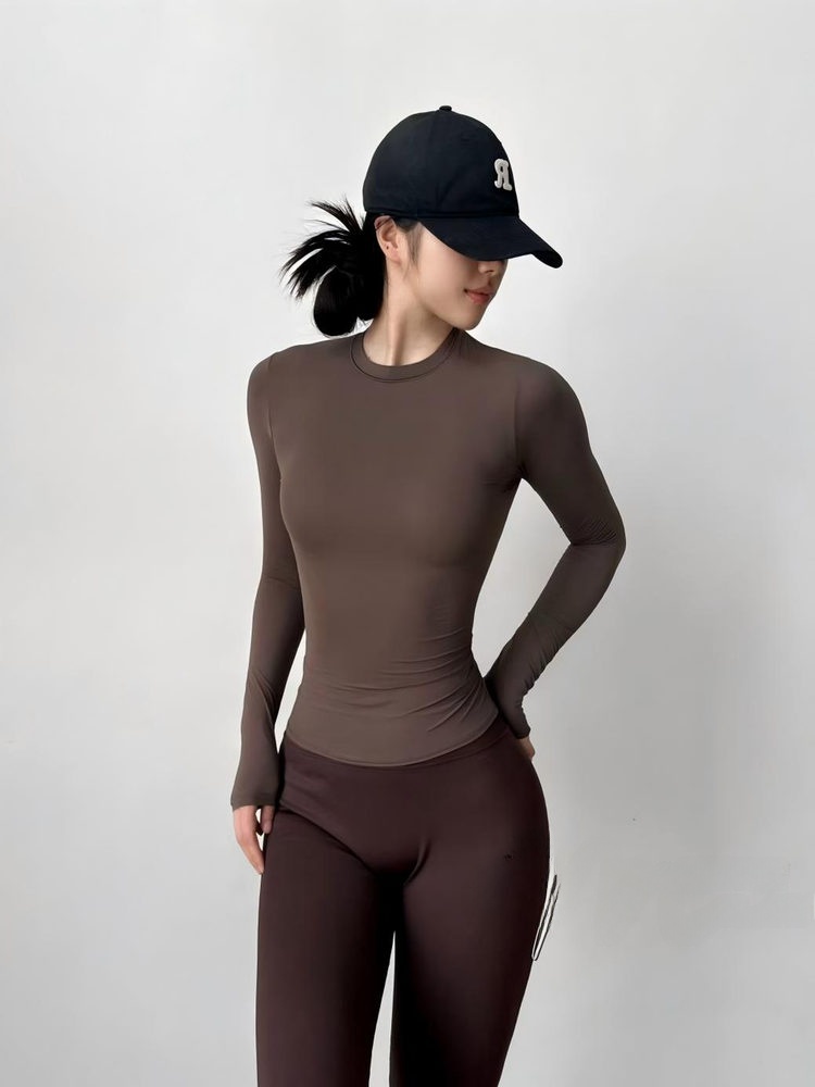 Dopasowana koszulka sportowa z – Yoga Fitness Girl recenzja i cena